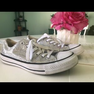 Converse! Silver Sparkle
